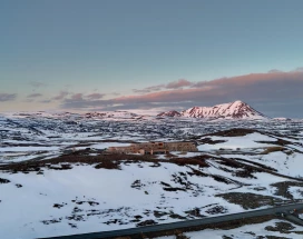 fosshotel-myvatn-buitenkant-winter-thumb2