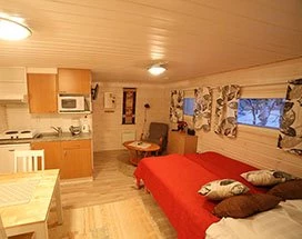 nuorgam-hoofdgebouw-buiten-thumb