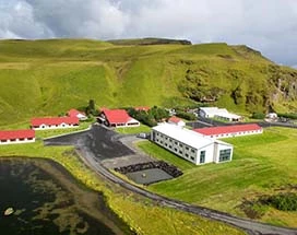 katla-hotel-buiten-thumb