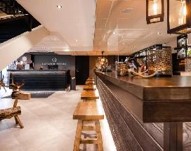 lapland-hotels-sky-ounasvaara-front-thumb