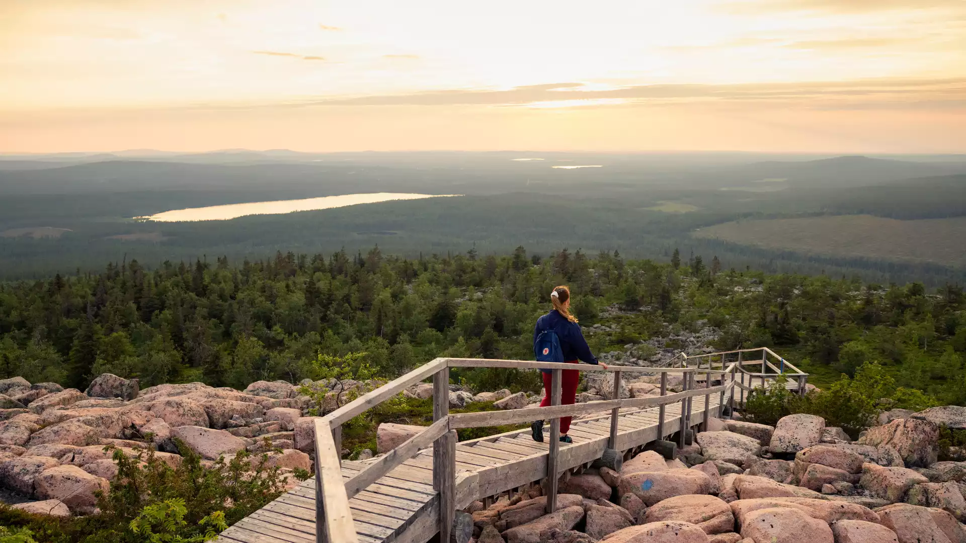 Wandeling naar uitzichtpunt Pirttivaara