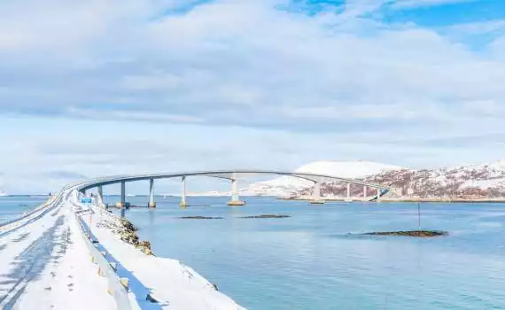 Ontdek de omgeving van Sommarøy 