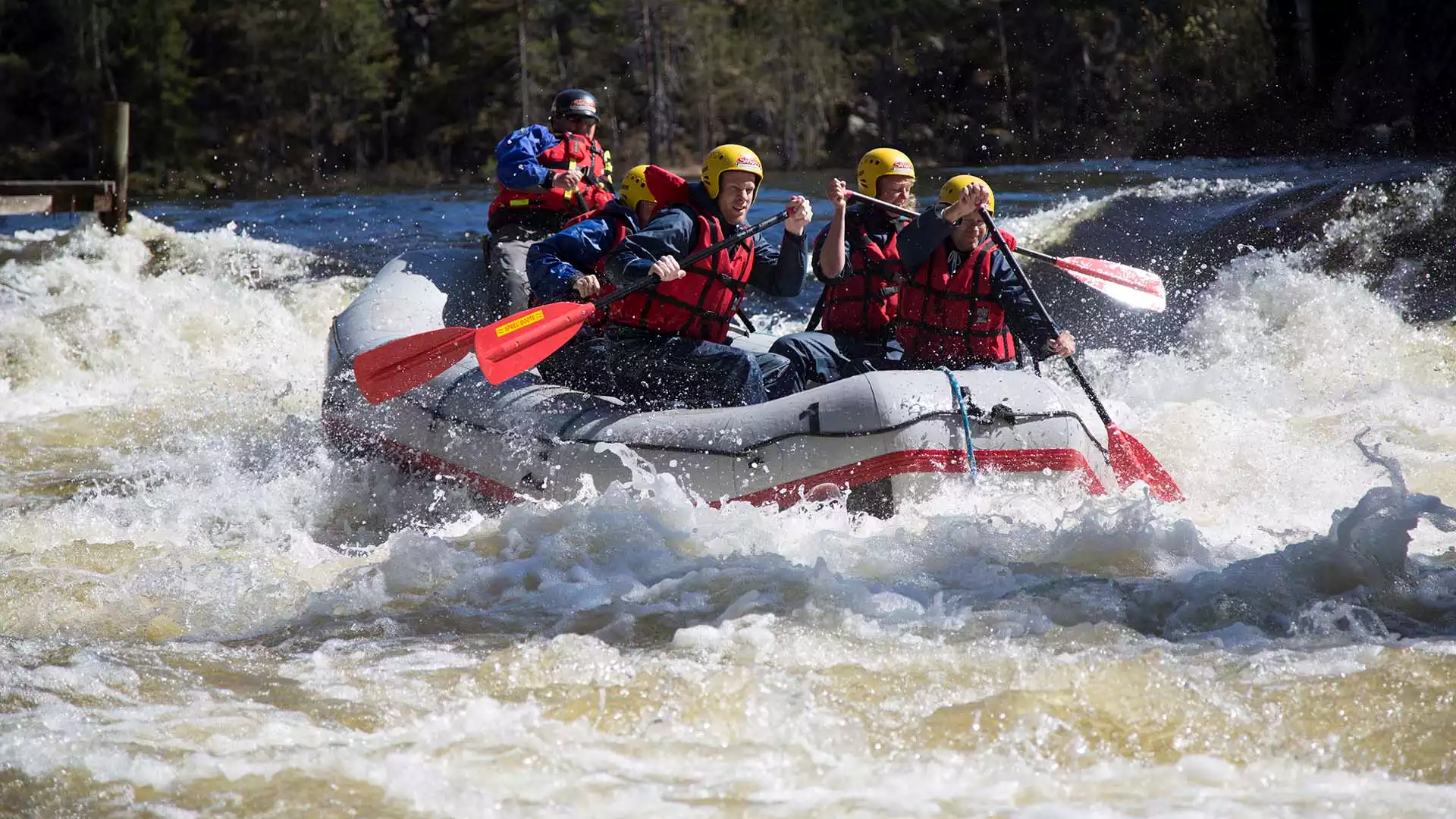 Raften over de rivier Kitkajoki