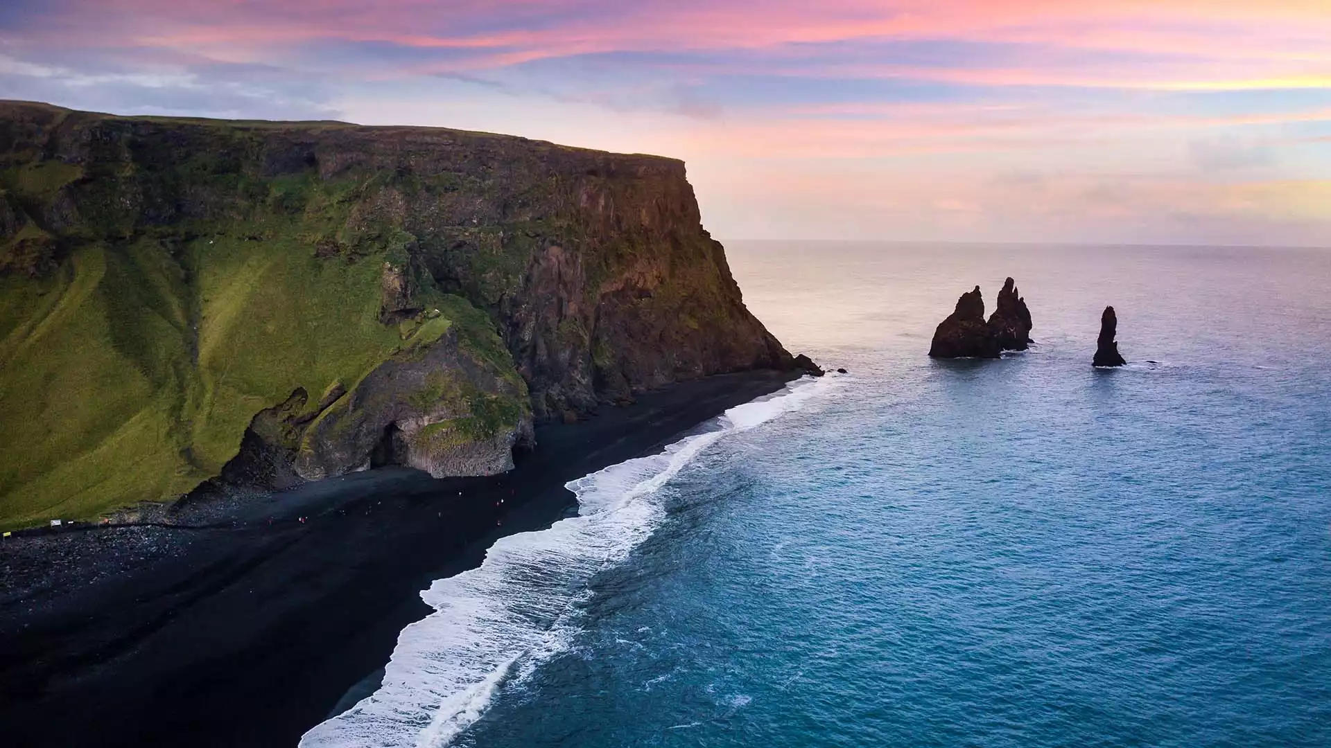 Zwarte stranden bij Vík