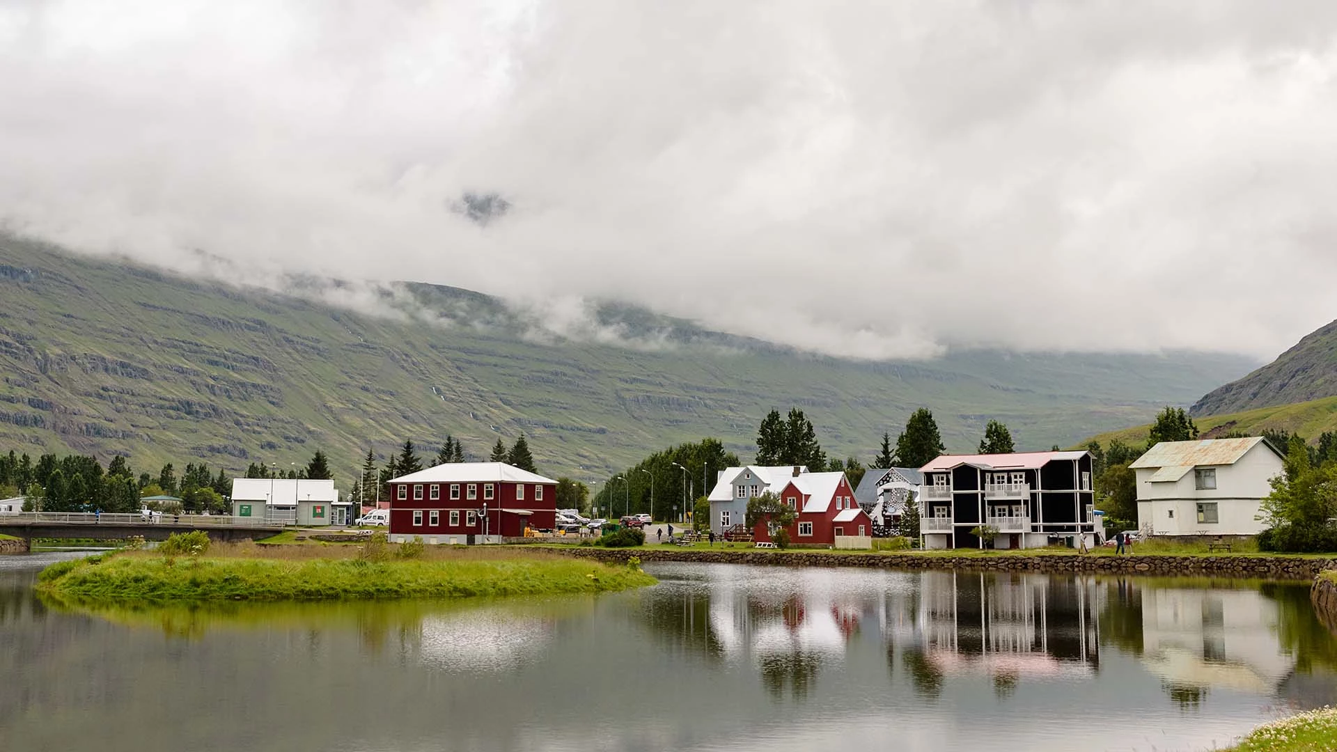 Vissersdorpen in de fjorden