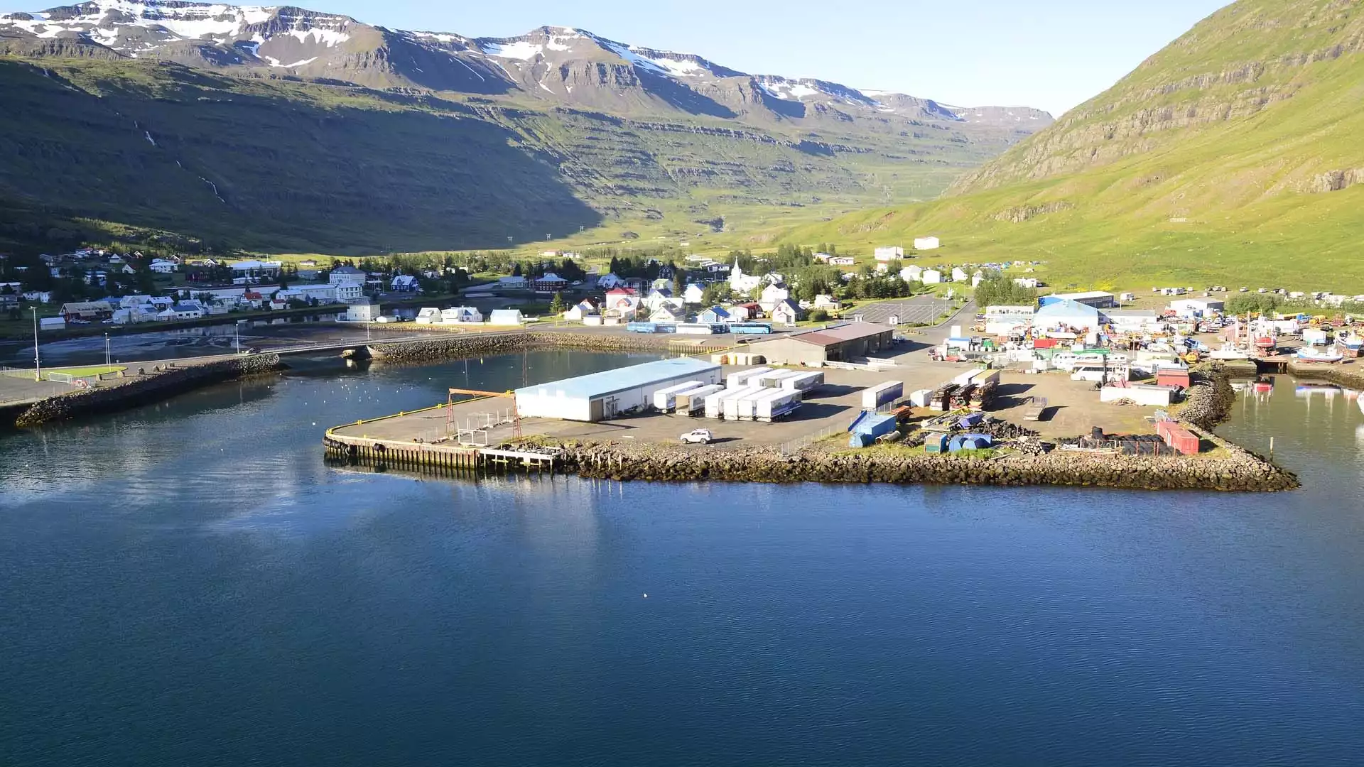 Vissersdorpen en fjorden