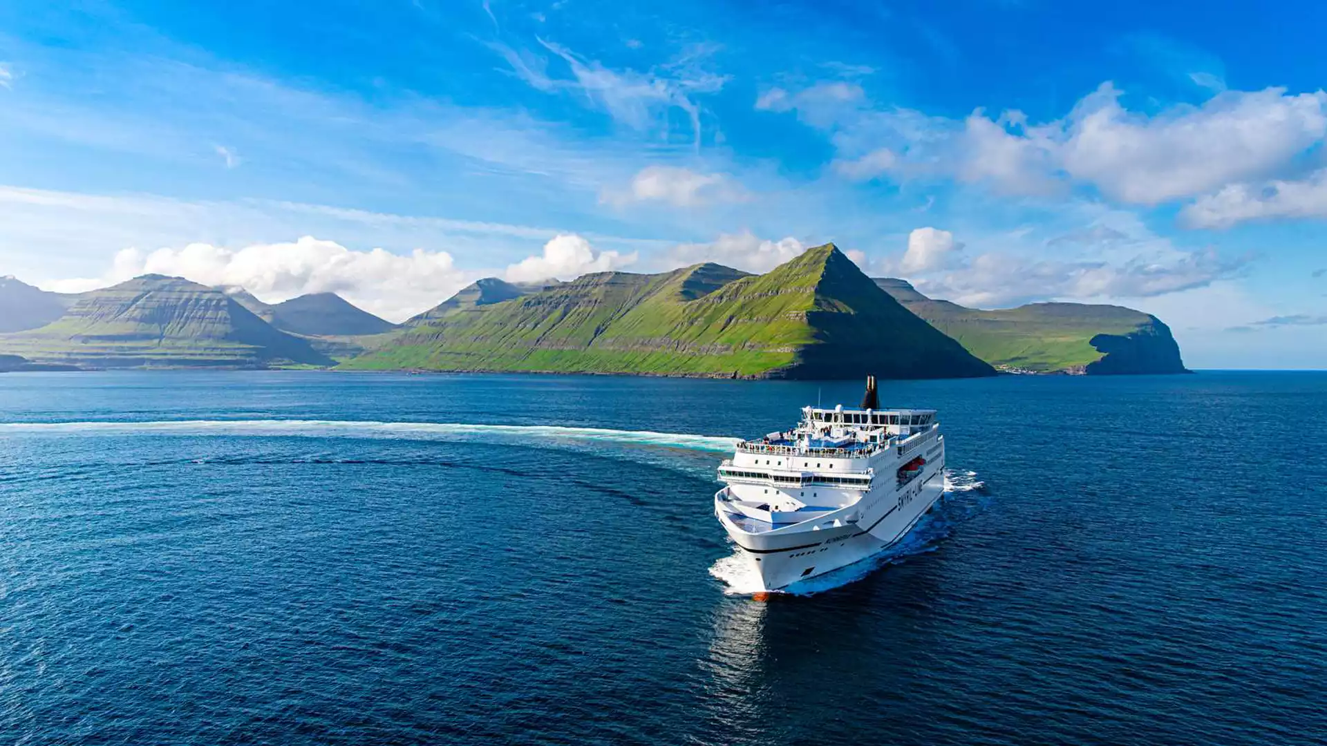 Boottocht naar de Faeröer Eilanden