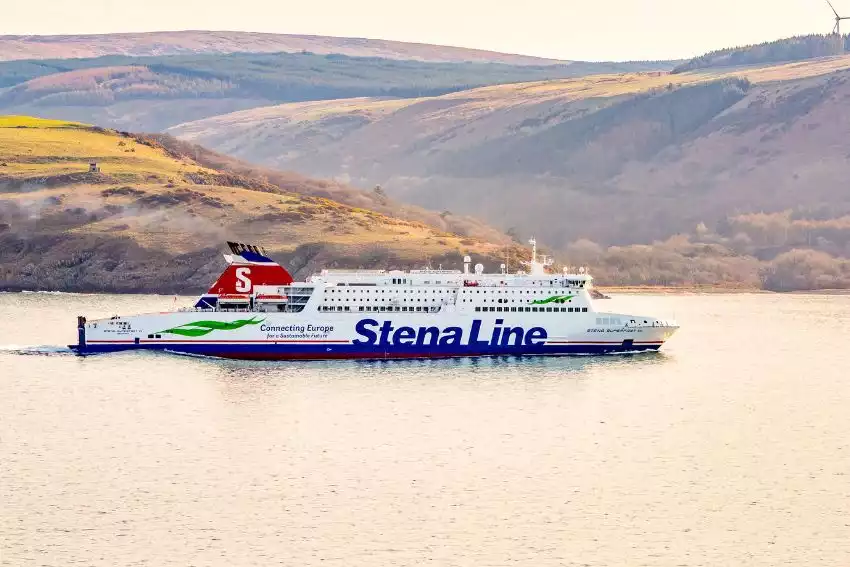 Overtocht naar Ierland & naar County Meath