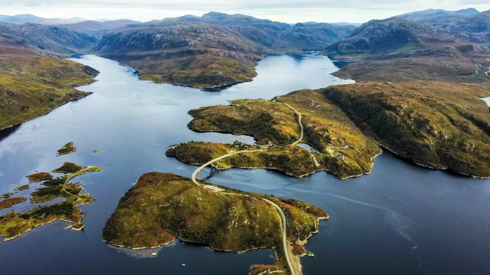Op weg naar Balmacara: poorten van Isle of Skye