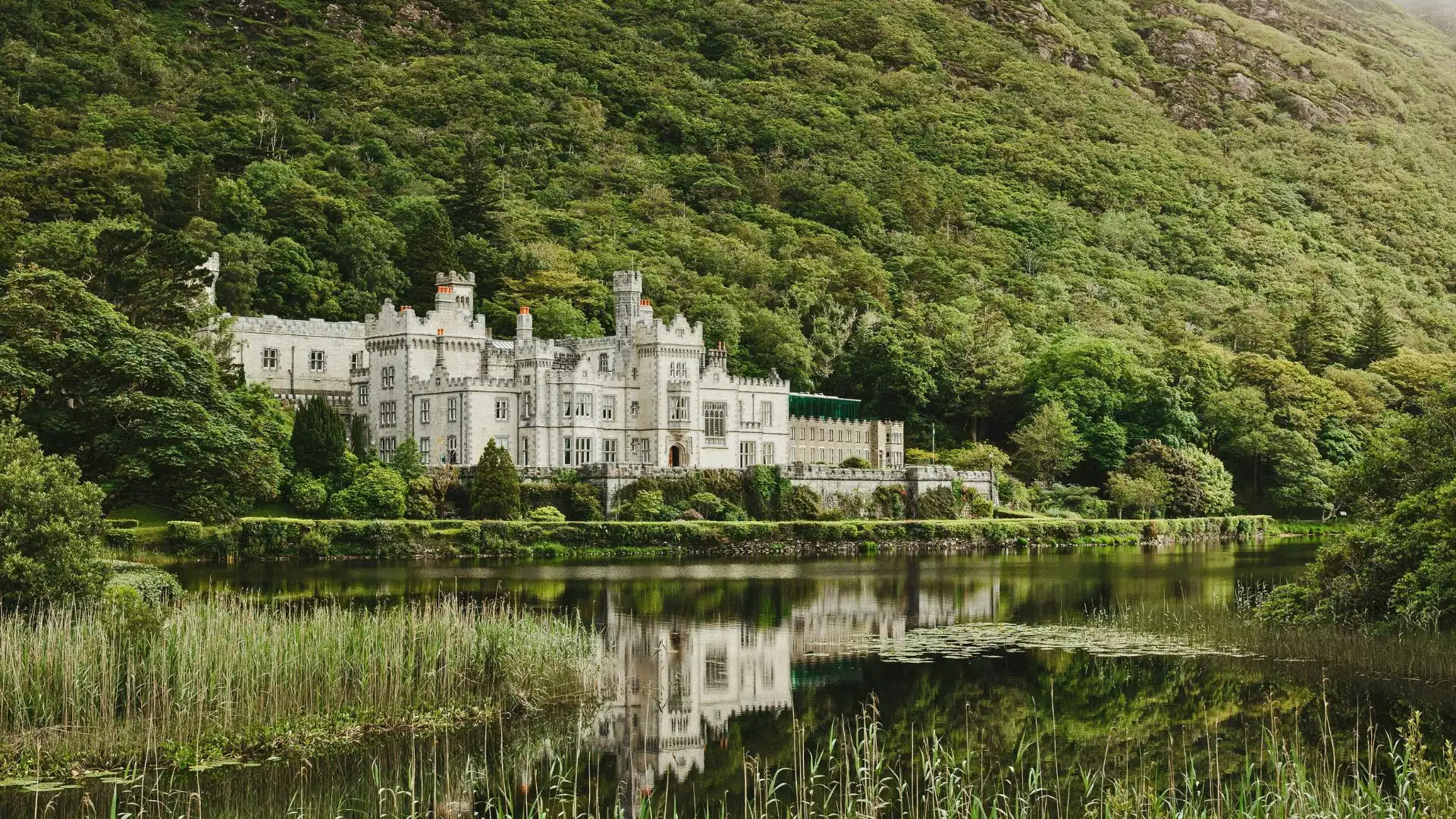 Connemara National Park & Kylemore Abbey
