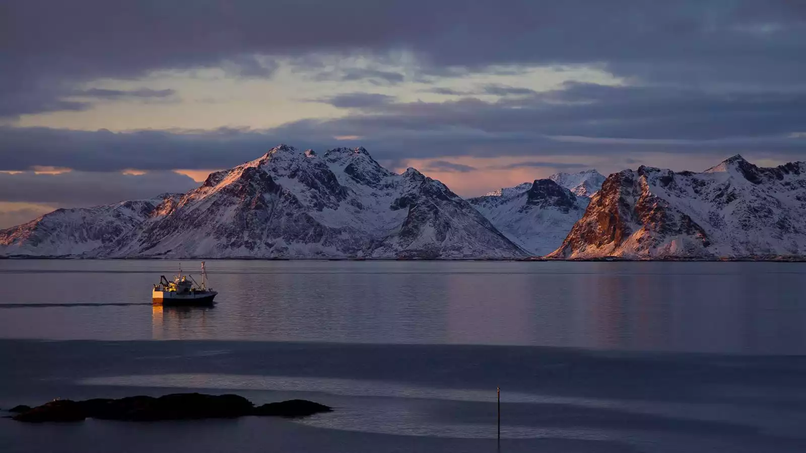 Op ontdekkingstocht door schilderachtig Lofoten