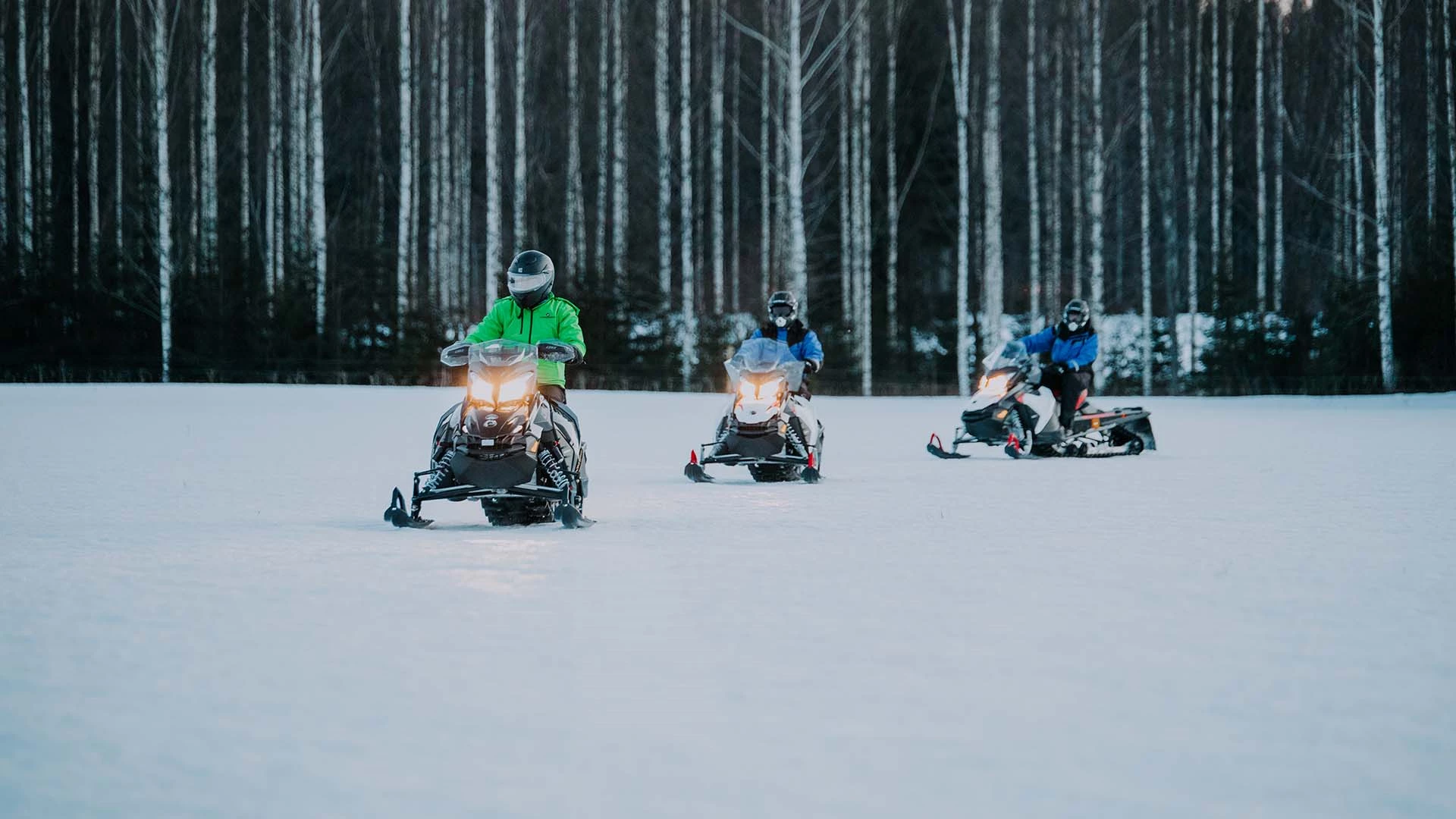 Sneeuwscooteren in het Pure Noorden