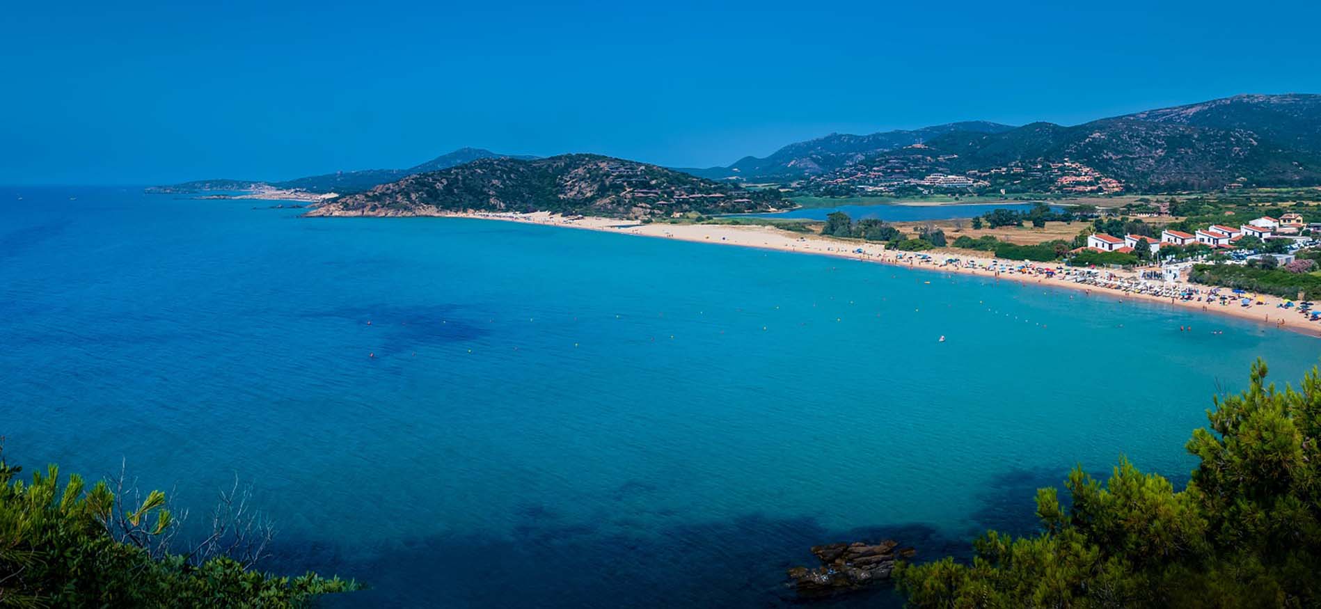 header-sardegna-il-suono-de-mare-flydrive