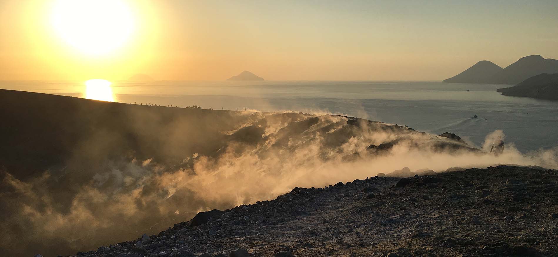 sicilia-vulcano-flydrive-header2