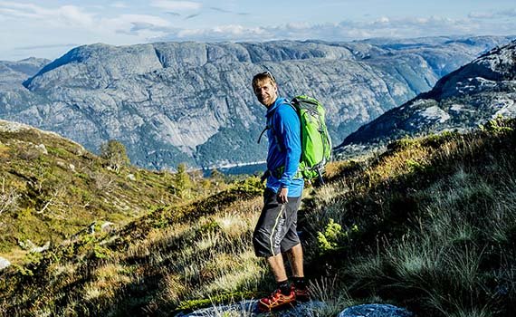 Fjord Noorwegen met kinderen