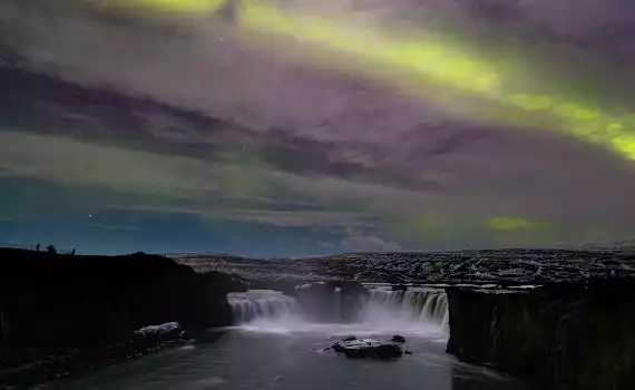 Midweek noorderlicht in Mývatn