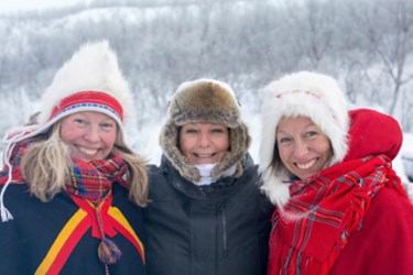 team-voigt-travel-mirjam-sami-girls