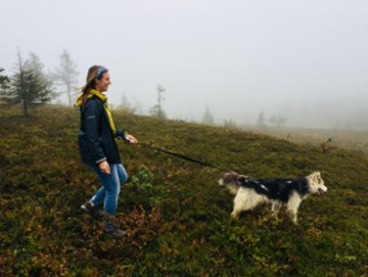 team-voigt-travel-eline-husky-hike