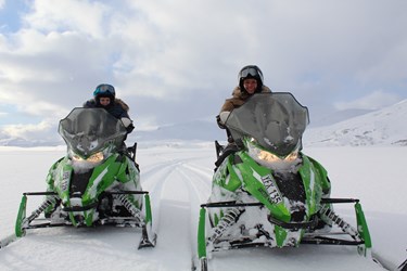 zweeds-lapland-winter-marloes-lisette-sneeuwscooter