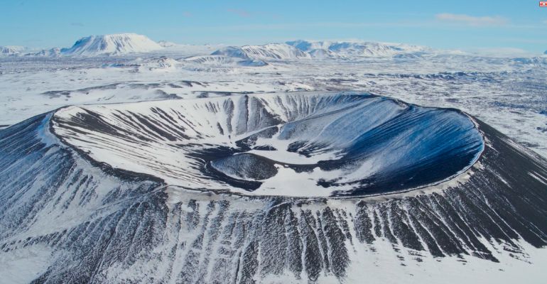 Gratis zonsopkomstwandeling Hverfjall-krater
