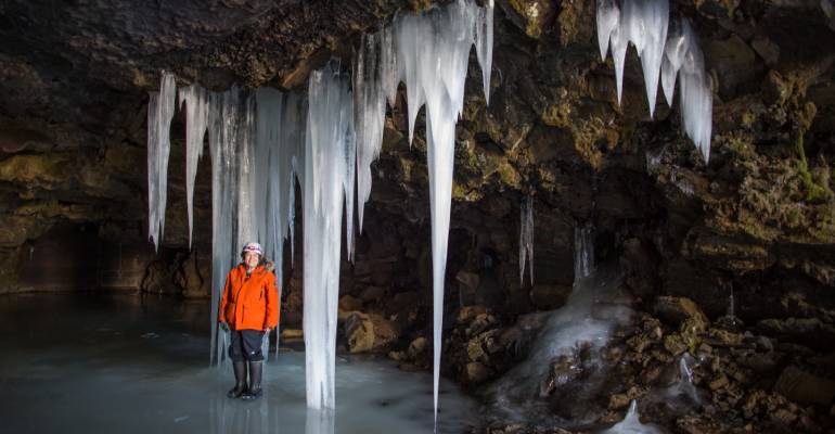 lofthellir ijsgrot in IJsland bezoeken
