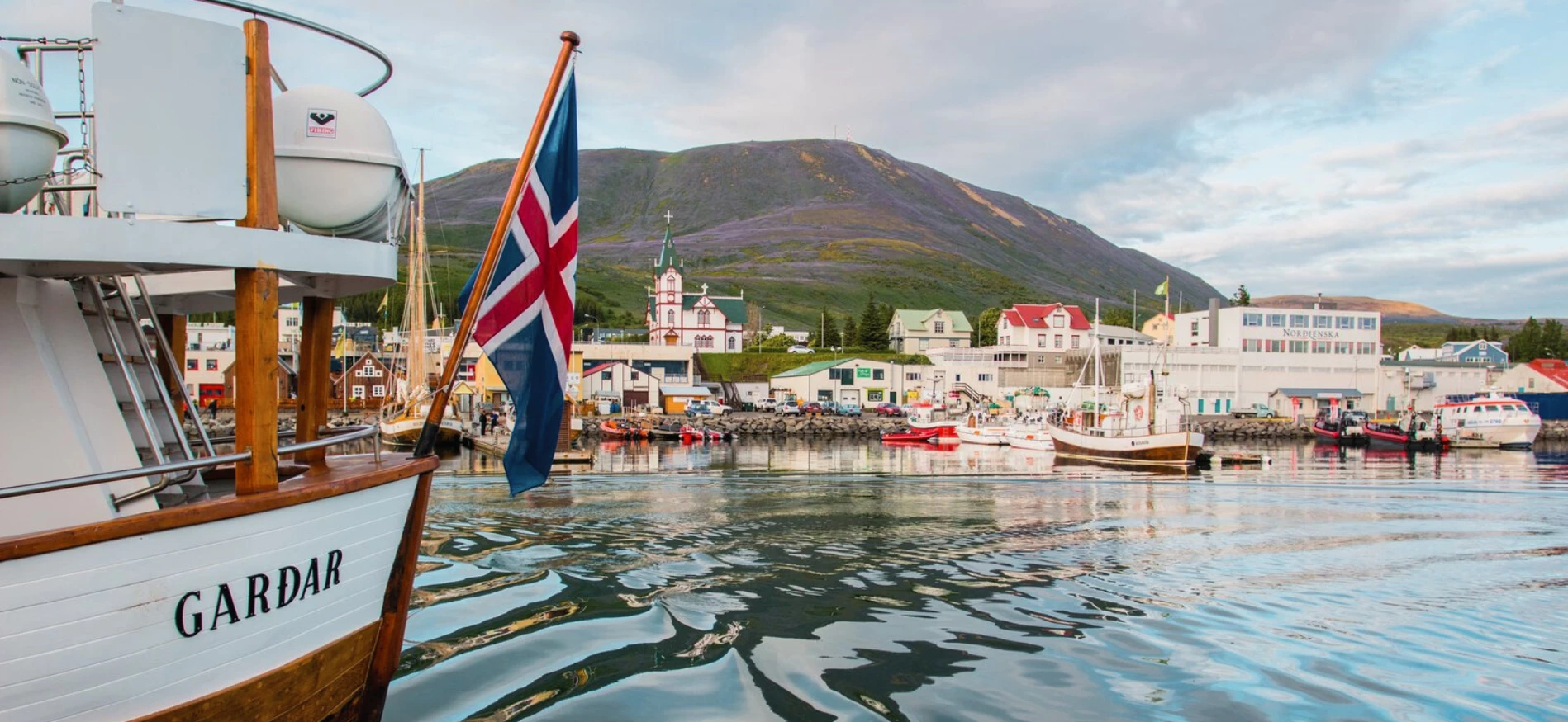 Alles over Húsavík – kuststadje en walvishoofdstad van IJsland