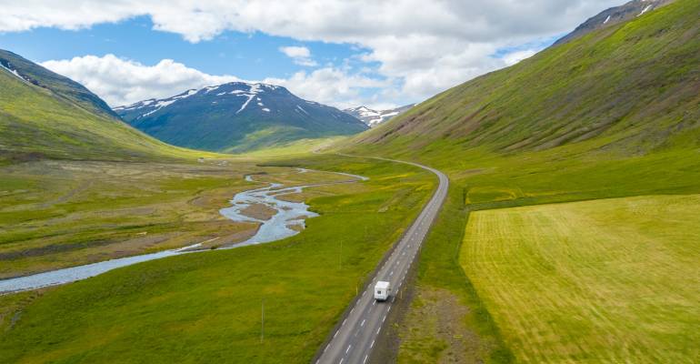 Camper in IJsland