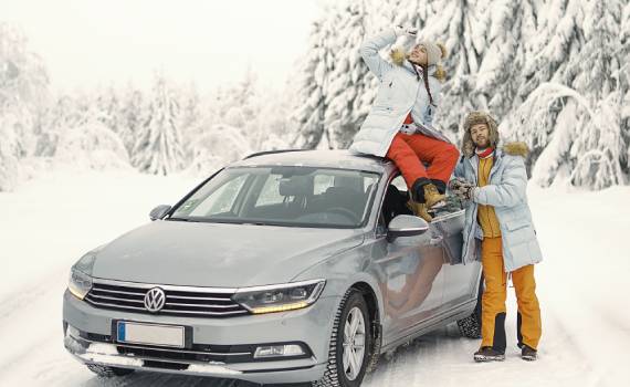 finland in de winter met eigen auto